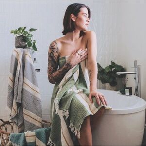 Loom Jacquard Weave Towel Blanket Wrap Organic Crinkle Cotton Gray Golden Yellow